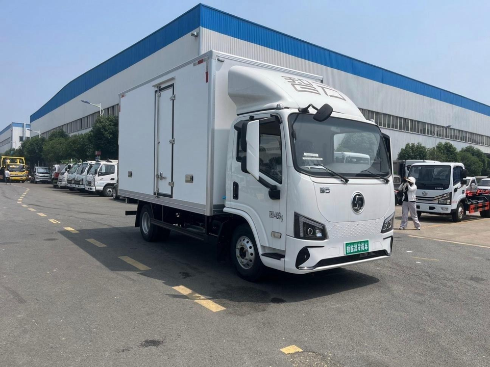 New 140.41kWh CATL Pure Electric Refrigerated Truck 340km Range 4.5T ...