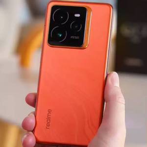 Version Globale Realme GT7 Pro 6.78'' 120Hz Amoled Android 15 12Go RAM 512Go ROM Étanche IP68 Smartphone Haut de Gamme 5G - Product Image 4