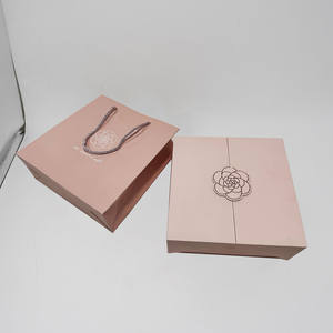 Caja rígida de lujo para San Valentín, cartón de papel rosa, caja de embalaje de papel para envolver regalos de doble puerta - Product Image 2