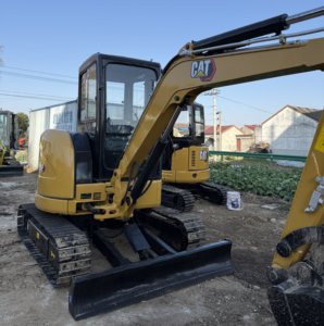 Excavadora Usada en Japón, 95% Nueva, de Alta Calidad, Modelo 303.5, Mini Excavadora de 3.5 Toneladas, Pocas Horas de Trabajo, Motor y Caja de Cambios con Certificación EPA y CE, Modelo 2024 - Product Image 3