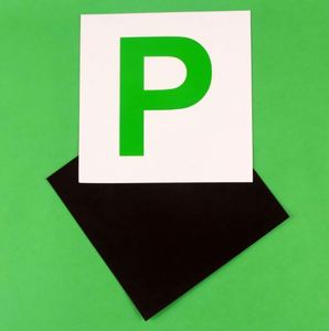 Etiquetas Adhesivas Magnéticas Personalizadas de Papel Suave Impermeable para Conductores Principiantes, 7*7 Pulgadas, para Automóviles, Modernas y Portátiles - Product Image 6