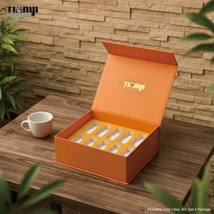 กล่องของขวัญเค<span class=keywords><strong>ร</strong></span>ื่องสำอางแม่เหล็กสุดหรู |   กล่องเ<span class=keywords><strong>ค</strong></span><span class=keywords><strong>ร</strong></span>ื่องสำอางก<span class=keywords><strong>ร</strong></span>ะดาษแข็ง<span class=keywords><strong>ร</strong></span>ับ<span class=keywords><strong>ร</strong></span>องมาตรฐาน FSC |   <span class=keywords><strong>ช</strong></span>ุดบ<span class=keywords><strong>ร</strong></span><span class=keywords><strong>ร</strong></span>จุภัณฑ์ความงามพร้อมโลโก้ฟอยล์แบบกำหนดเอง - Product Image 3