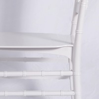Chaises en résine plastique de luxe pour banquets d'hôtel, chaises blanches Napoléon pour événements de mariage