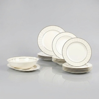 Service de table en porcelaine fine (20 pièces) avec motifs dorés pour 6 personnes – Nouvelle collection, directement de l'usine