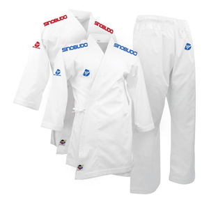 Conjunto de <span class=keywords><strong>Karategi</strong></span> Rojo/Azul Aprobado por la WKF para Kumite - Product Image 1