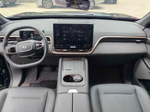 Auto Elettriche Dongfeng Usate di Alta Qualità 2024 2025 con Servizio di Sdoganamento, Best Seller - Product Image 3