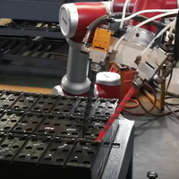 Robot Colaborativo JAKA S5 de 6 Ejes, Carga Útil de 5 kg, Alcance de 954 mm, Sensor de Fuerza Integrado, Alta Precisión de ±0.02 mm para una Agarre Flexible