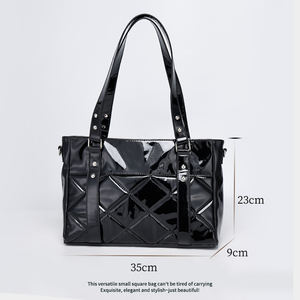 <span class=keywords><strong>Sac</strong></span> fourre-tout transparent en PVC en cuir verni Design Sense <span class=keywords><strong>Sac</strong></span> à bandoulière de style ballet à sangle coréenne <span class=keywords><strong>Sac</strong></span> à main de mode pour femmes - Product Image 3