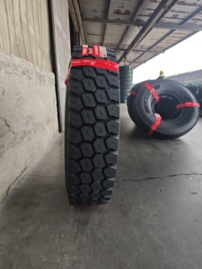 ยางรถบรรทุกหนักมงกุฎทอง295 80 22.5 900 20 12.00R20 315 80สำหรับโมซัมบิก - Product Image 5