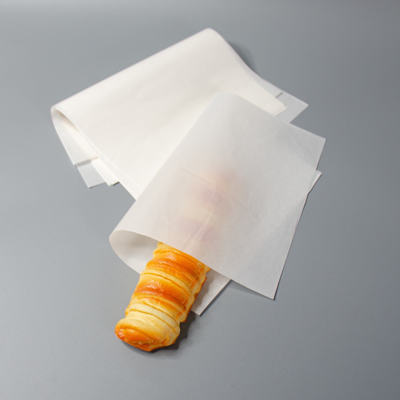 Nonstick Heat Resistant 100 Pcs 6.9 Inch White square Reusable Disposable Silicon Greaseproof Paper for Baking