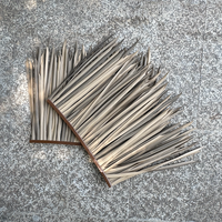 Tuiles de toit en chaume synthétique artificiel, tuiles en plastique résistantes à la chaleur pour les pavillons de jardin extérieurs et la décoration des temples