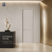 Pintu Interior Kayu Ukir Garis Sederhana Gaya Minimalis Modern Ramah Lingkungan Insulasi Suara Pintu Kamar Kustom untuk Rumah Hotel
