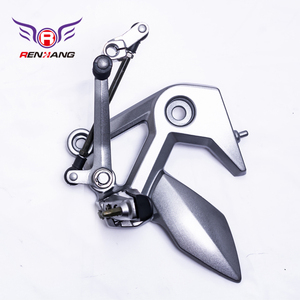 <span class=keywords><strong>Reposapiés</strong></span> para Motocicleta ADC12 Gris, Producción Original de Fábrica Renhang, Diseñado para Sistemas de Carrocería Italika 250 - Product Image 3