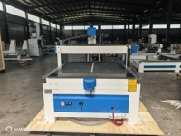 Kit de machine de fraisage CNC 3 axes 4x4 à faible coût avec table à vide à vendre STG1212