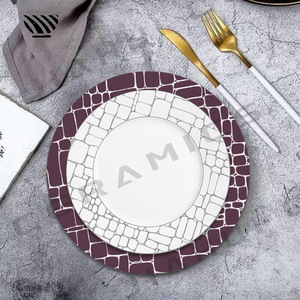 Ensemble <span class=keywords><strong>de</strong></span> <span class=keywords><strong>vaisselle</strong></span> en porcelaine innovante Motifs <span class=keywords><strong>de</strong></span> carreaux craquelés distinctifs pour l'esthétique moderne <span class=keywords><strong>de</strong></span> la <span class=keywords><strong>table</strong></span> <span class=keywords><strong>de</strong></span> mariage - Product Image 2