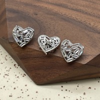 Boutons en zircon en gros avec tige, pour la mode DIY, vêtements d'extérieur pour femmes, pull, boutons en métal creux en forme de cœur, chemises, cardigan, embellissement