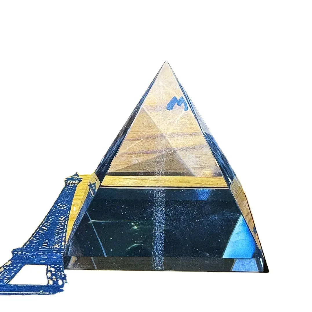 Personnalisé spécial Carré Russie piezo quartz Pyramide Maître Guérisseur Pyramide Clarté Méditation Reiki Guérison