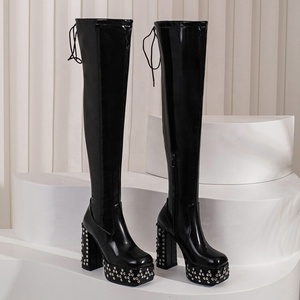 Bottes longues pour femmes, taille 47, coupe large, au-dessus du genou, avec rivets métalliques, talons carrés, plateforme, pour jambes larges - Product Image 5