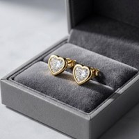 Boucles d'oreilles clous en or jaune 18 carats serties de diamants de laboratoire en forme de cœur, bijoux fins pour femmes, boucles d'oreilles de mariée