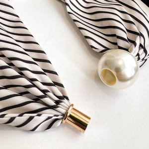 Cadeau créatif YHY, fermoir magnétique à motif ondulé, bijoux en perles pour femmes - Product Image 4