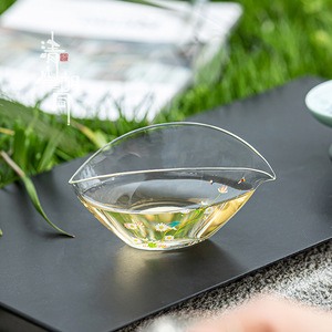 Carafe à thé en verre borosilicate translucide avec motif floral pour le service du thé vert - Product Image 1