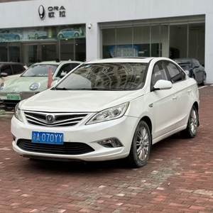 Changan Eado 1.6 Automatique 2014, Conduite à Gauche, Essence, <span class=keywords><strong>Voiture</strong></span> d'Occasion avec Toit Ouvrant, Exportation vers l'Afrique - Product Image 1