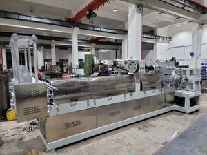 Ligne de production de fibres courtes de polyester recyclé à partir de flocons PET, machine de recyclage de plastique PSF - Product Image 4