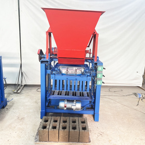 La machine à briques creuses de type trémie a une production élevée de briques isolantes et est une machine à fabriquer des briques sans cuisson. - Product Image 4