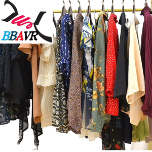เสื้อไหมผู้หญิงมือสองคุณภาพสูง สะอาด ทันสมัย ใส่ได้ทุกฤดูทุกขนาด - Product Image 3