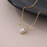 Collier pendentif Mlluki Dainty personnalisé en argent sterling 925 plaqué or avec micro-pavé de zirconiums cubiques, double cœur creux, pour femme, idéal comme cadeau