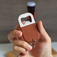 Porte-clés décapsuleur en similicuir gravé au laser en acier inoxydable, cadeau moderne personnalisé pour garçons d'honneur et témoin de mariage