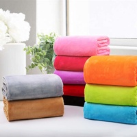 Couverture Douillette Personnalisée en Flanelle Douce à Motif Ananas, Textile de Maison, 100% Polyester, Couverture Moelleuse pour l'Hiver – Prix de Gros