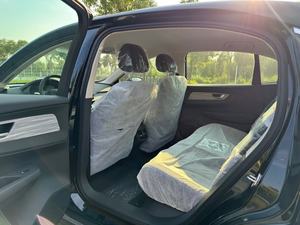 Hongqi <span class=keywords><strong>E</strong></span>-QM5: Tranquillità Elettrica, Progettata per il Viaggio. Serenità Silenziosa, Comfort Spazioso. - Product Image 5