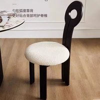 Chaise de salle à manger en bois massif au design classique moderne, style nordique, pour hôtel et villa, avec revêtement, meubles de table et chaises de salle à manger