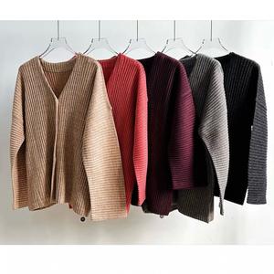 Veste élégante en tissu uni anti-froissement pour femmes grandes tailles, à bouton unique, col carré, ample, plissée, vêtement d'extérieur 100% polyester - Product Image 6