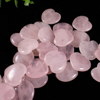 Vente en gros de pierres en quartz rose naturel polies en forme de cœur, pierres de palmier en cristal d'amour, cristaux de guérison Reiki pour la décoration intérieure et les cadeaux