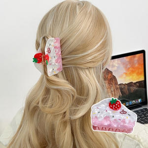 Molletta per capelli a forma di torta di fragole, molletta per capelli a forma di squalo per la parte posteriore della testa, accessorio per capelli per ragazze - Product Image 2