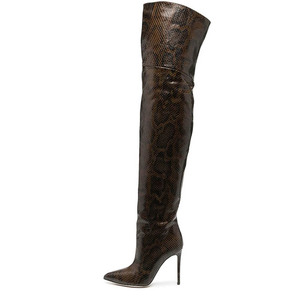 Bottes hautes à talon aiguille Xinzirain sur mesure, taille plus, à bout pointu, en peau de serpent, pour femmes - Product Image 1