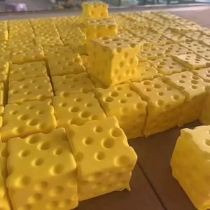 Productos de gran venta: Squishy de queso, Squishy de subida lenta, Juguetes antiestrés, Juguetes sensoriales con forma de comida, Squishies con forma de mantequilla - Product Image 4