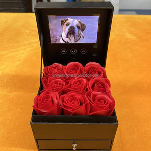 Boîte cadeau vidéo LCD souvenir avec deuxième tiroir, boîte à musique rose pour la Saint-Valentin, anniversaire, avec écran LCD pour la fête des mères, mariage - Product Image 2