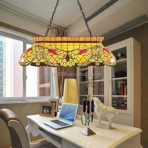 Lustre Tiffany rectangulaire de 42 pouces à motif de raisins en verre teinté pour salle à manger, hôtel, décoration, disponible en taille moyenne - Product Image 5