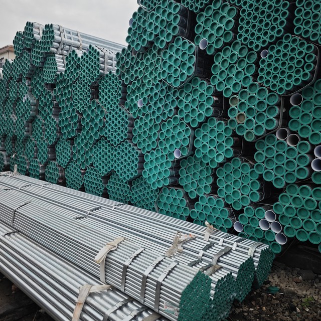 Steel-plastic Composite Pipes Hot-dip Galvanized Plastic-lined Tube/pipe High-temperature Bending Cutting Welding