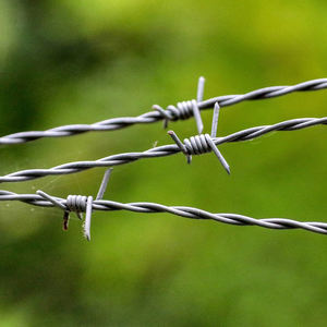 Fil de fer barbelé de clôture pour métros concertinas poids mètre Pakistan vente en gros utilisé clôture en spirale fil de fer barbelé - Product Image 1