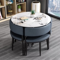 Ensemble de salle à manger GEDO Nordic personnalisé en pierre frittée, table carrée peu encombrante et 4 chaises