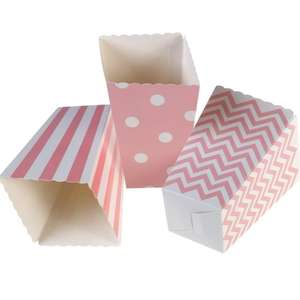 Dossiers personnalisés pour cadeaux de fête, mélange de motifs rayés, ondulés et à pois, papier kraft gaufré, réutilisable, recyclable pour cadeaux - Product Image 1