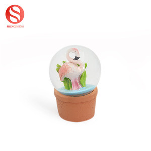 6.5cm LED lampe <span class=keywords><strong>pas</strong></span> cher neige décoration résine <span class=keywords><strong>cactus</strong></span> globes d'eau - Product Image 3
