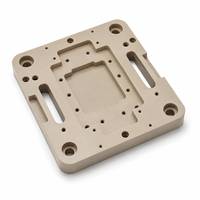 Plaque de fixation PEEK usinée CNC de précision pour équipement de test aérospatial avec tolérances strictes
