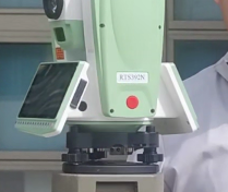 เครื่องมือสำรวจแบบ Total Station รุ่น FOIF RTS-392N ระบบ Android ระยะวัด 5000 ม. แบบใช้ปริซึม/1000 ม. แบบไม่ใช้ปริซึม สำหรับงานสำรวจระดับสูง - Product Image 3