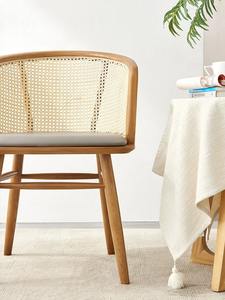 Chaise de salle à manger simple et moderne <span class=keywords><strong>en</strong></span> <span class=keywords><strong>bois</strong></span> massif tressé <span class=keywords><strong>en</strong></span> rotin japonais, dossier <span class=keywords><strong>en</strong></span> <span class=keywords><strong>bois</strong></span> de frêne, pour adultes, style décontracté, petite taille, pour la maison - Product Image 3