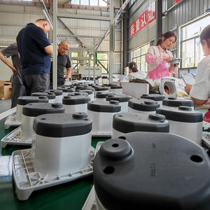 Cerraduras <span class=keywords><strong>ARANA</strong></span> IP44 Impermeables Blancas/Negras de ABS de Funcionamiento Suave para Sistemas de Gravedad de Autocaravanas y Sistemas Eléctricos de Agua Dulce - Product Image 4